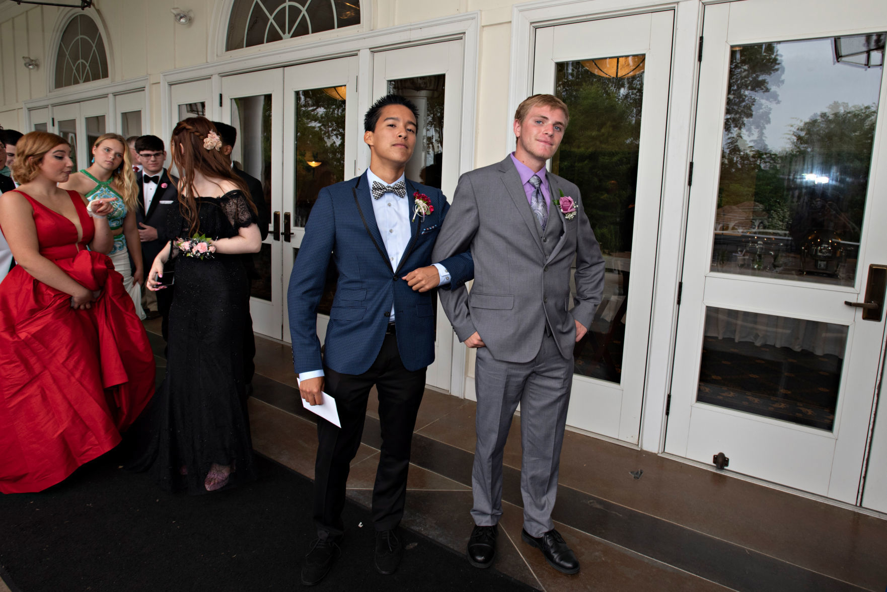 060819_gal_barnegatProm
